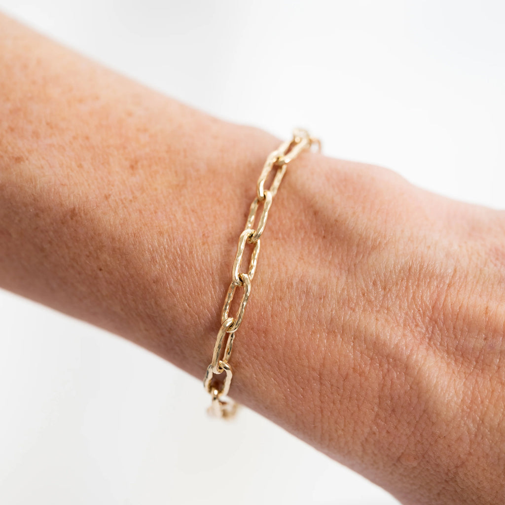 The Hammered Chain Link Bracelet
